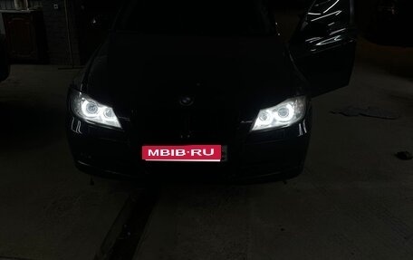 BMW 3 серия, 2006 год, 650 000 рублей, 1 фотография