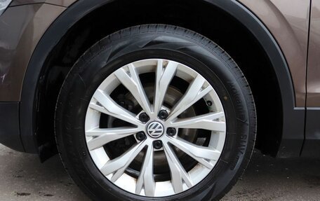 Volkswagen Tiguan II, 2017 год, 1 959 000 рублей, 9 фотография