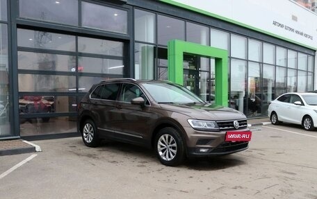 Volkswagen Tiguan II, 2017 год, 1 959 000 рублей, 7 фотография