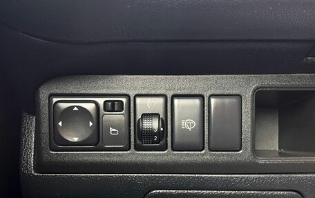 Nissan Note II рестайлинг, 2011 год, 695 000 рублей, 19 фотография