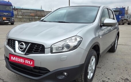Nissan Qashqai, 2011 год, 1 140 000 рублей, 2 фотография