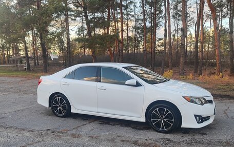 Toyota Camry, 2014 год, 1 600 000 рублей, 5 фотография