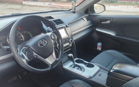 Toyota Camry, 2014 год, 1 600 000 рублей, 6 фотография