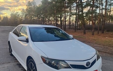 Toyota Camry, 2014 год, 1 600 000 рублей, 10 фотография