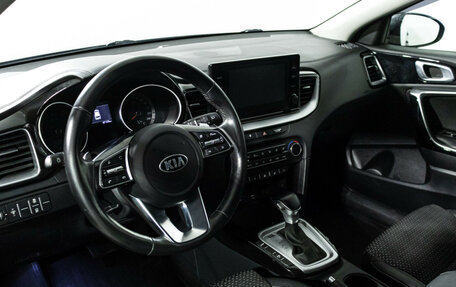 KIA cee'd III, 2021 год, 2 099 777 рублей, 11 фотография