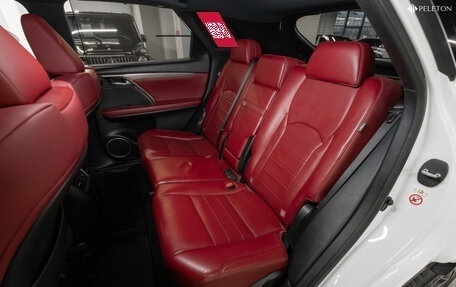 Lexus RX IV рестайлинг, 2016 год, 3 900 000 рублей, 13 фотография