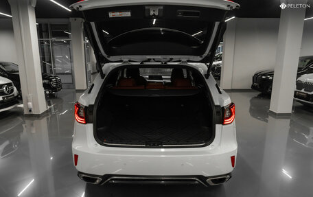 Lexus RX IV рестайлинг, 2016 год, 3 900 000 рублей, 30 фотография