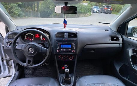 Volkswagen Polo VI (EU Market), 2011 год, 650 000 рублей, 14 фотография