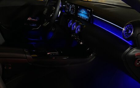 Mercedes-Benz CLA, 2022 год, 3 300 000 рублей, 5 фотография