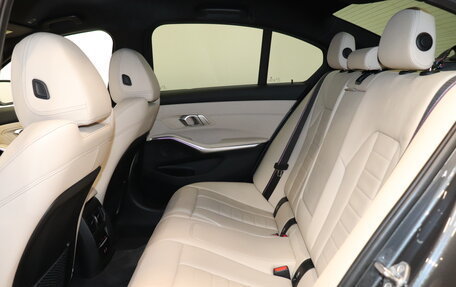 BMW 3 серия, 2021 год, 5 290 000 рублей, 14 фотография