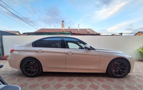 BMW 3 серия, 2014 год, 2 100 000 рублей, 12 фотография