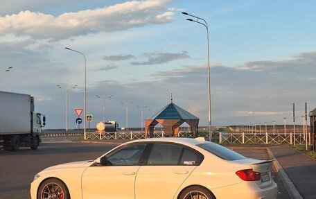 BMW 3 серия, 2014 год, 2 100 000 рублей, 19 фотография