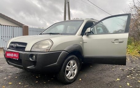 Hyundai Tucson III, 2005 год, 900 000 рублей, 1 фотография