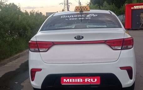 KIA Rio IV, 2018 год, 760 000 рублей, 2 фотография