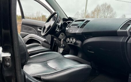 Mitsubishi Outlander III рестайлинг 3, 2008 год, 1 050 000 рублей, 9 фотография