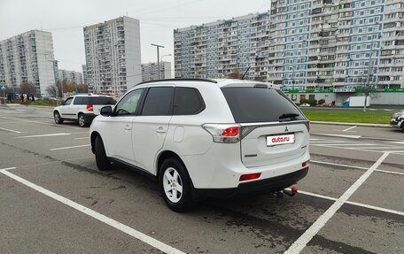 Mitsubishi Outlander III рестайлинг 3, 2013 год, 1 200 000 рублей, 4 фотография