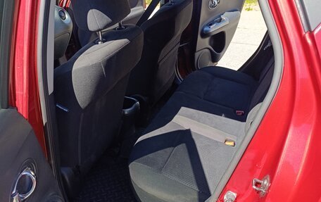 Nissan Juke II, 2011 год, 905 000 рублей, 10 фотография