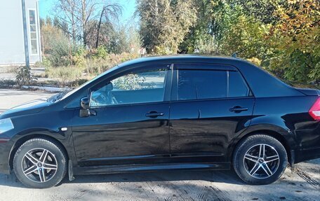 Nissan Tiida, 2010 год, 2 фотография