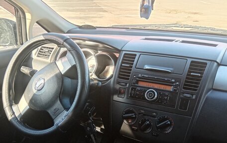 Nissan Tiida, 2010 год, 6 фотография