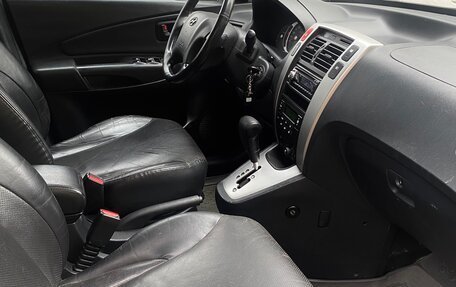 Hyundai Tucson III, 2005 год, 900 000 рублей, 8 фотография