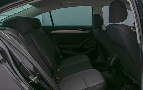 Volkswagen Passat B8 рестайлинг, 2017 год, 2 187 000 рублей, 13 фотография