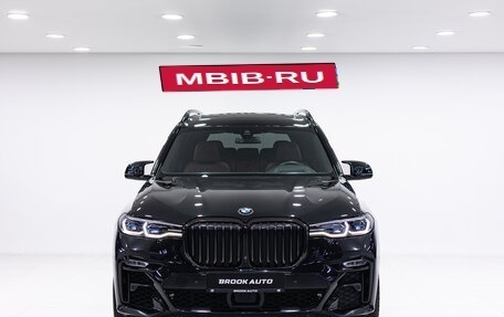 BMW X7, 2022 год, 9 490 000 рублей, 2 фотография