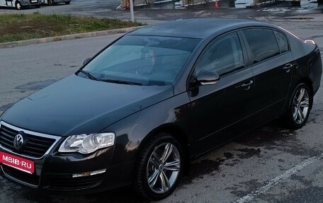 Volkswagen Passat B6, 2007 год, 850 000 рублей, 1 фотография