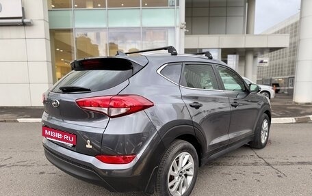 Hyundai Tucson III, 2018 год, 2 000 000 рублей, 5 фотография