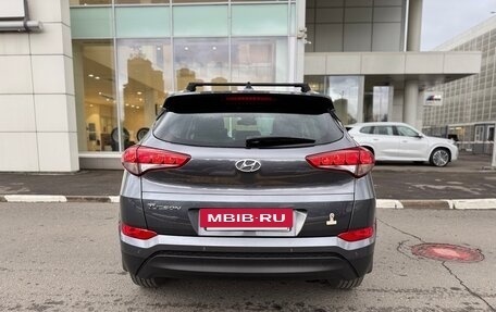 Hyundai Tucson III, 2018 год, 2 000 000 рублей, 4 фотография