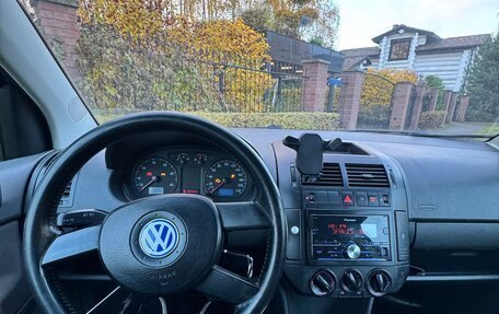 Volkswagen Polo IV рестайлинг, 2003 год, 255 000 рублей, 10 фотография