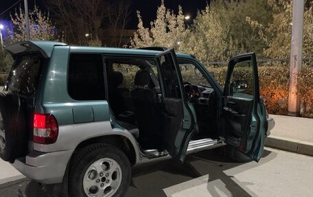 Mitsubishi Pajero iO, 1999 год, 500 000 рублей, 6 фотография