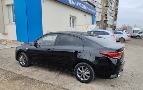 KIA Rio IV, 2021 год, 1 650 000 рублей, 12 фотография