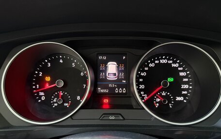 Volkswagen Tiguan II, 2018 год, 2 200 000 рублей, 11 фотография