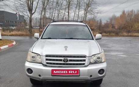 Toyota Highlander III, 2001 год, 1 030 000 рублей, 1 фотография