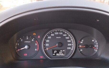 Hyundai H-1 II рестайлинг, 2018 год, 2 600 000 рублей, 11 фотография