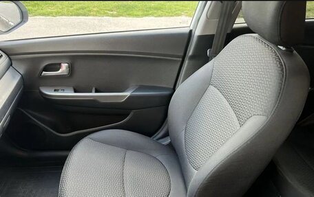 KIA Rio III рестайлинг, 2014 год, 745 000 рублей, 11 фотография