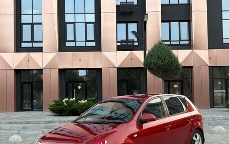 KIA cee'd I рестайлинг, 2008 год, 815 000 рублей, 1 фотография