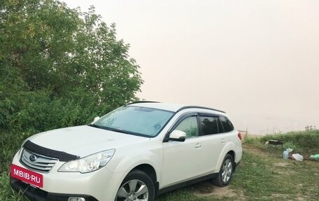 Subaru Outback IV рестайлинг, 2011 год, 1 050 000 рублей, 3 фотография