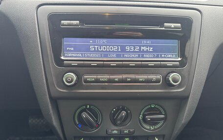 Skoda Rapid I, 2015 год, 785 000 рублей, 14 фотография