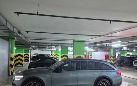 Mercedes-Benz E-Класс, 2025 год, 12 700 000 рублей, 4 фотография