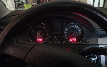 Volkswagen Passat B6, 2006 год, 799 999 рублей, 4 фотография