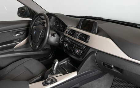 BMW 3 серия, 2015 год, 1 890 000 рублей, 4 фотография