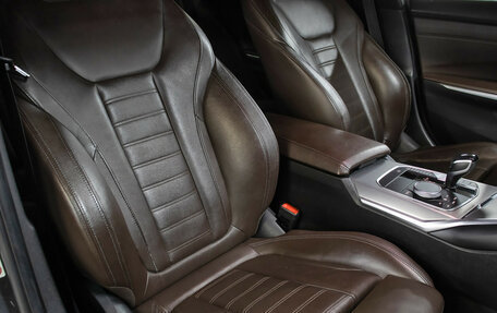 BMW 3 серия, 2019 год, 4 250 000 рублей, 13 фотография