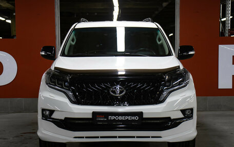 Toyota Land Cruiser Prado 150 рестайлинг 2, 2011 год, 2 698 000 рублей, 2 фотография