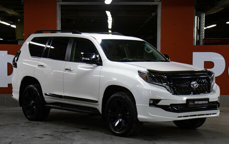 Toyota Land Cruiser Prado 150 рестайлинг 2, 2011 год, 2 698 000 рублей, 3 фотография