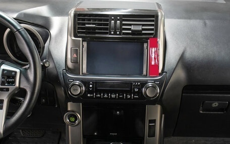 Toyota Land Cruiser Prado 150 рестайлинг 2, 2011 год, 2 698 000 рублей, 14 фотография