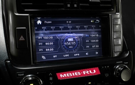 Toyota Land Cruiser Prado 150 рестайлинг 2, 2011 год, 2 698 000 рублей, 17 фотография