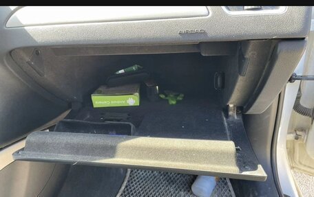 Audi A4, 2010 год, 1 200 000 рублей, 7 фотография