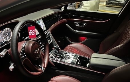 Bentley Flying Spur, 2020 год, 18 000 000 рублей, 11 фотография