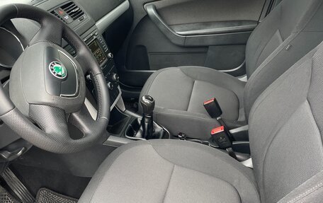 Skoda Yeti I рестайлинг, 2013 год, 750 000 рублей, 15 фотография